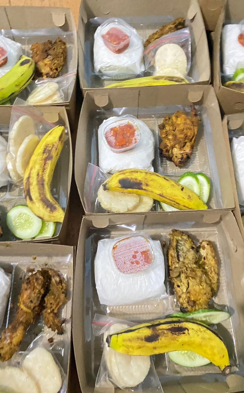 Ilustrasi paket nasi box arisan untuk kebutuhan acara di Tangerang